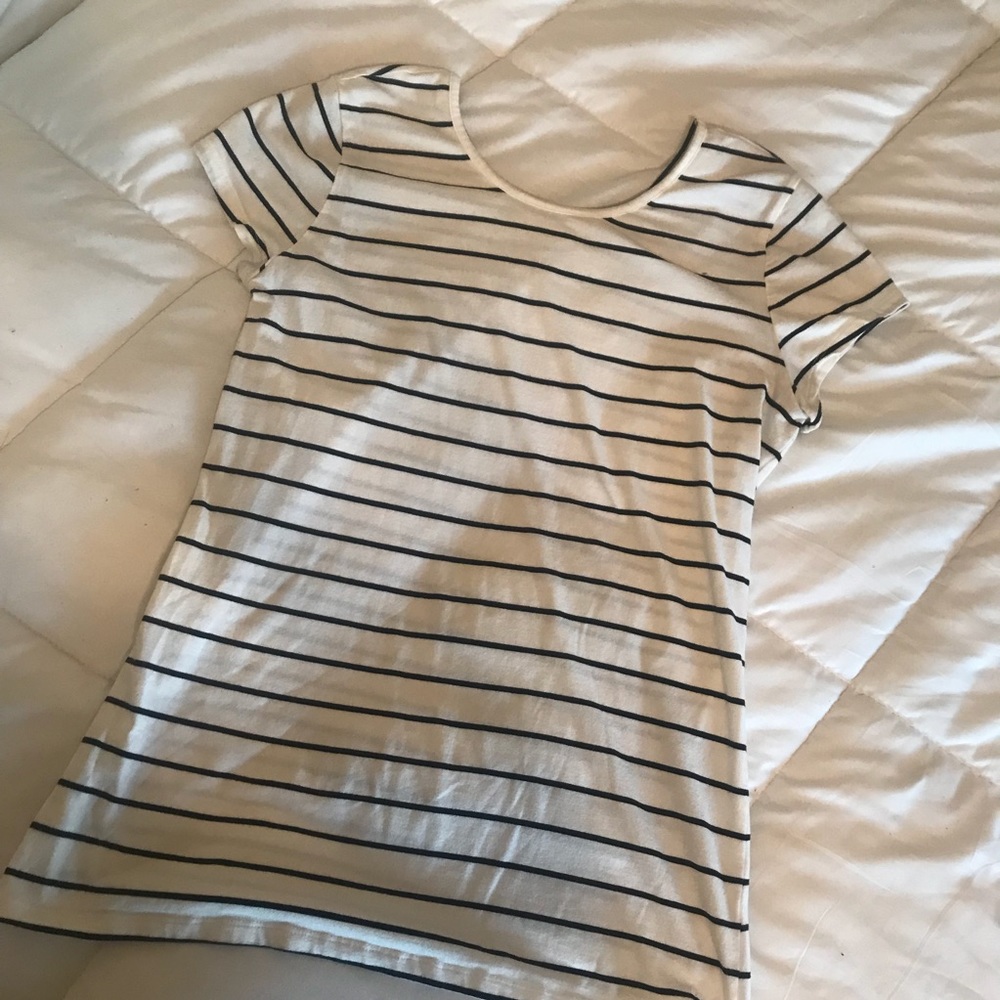 Black & white striped tee